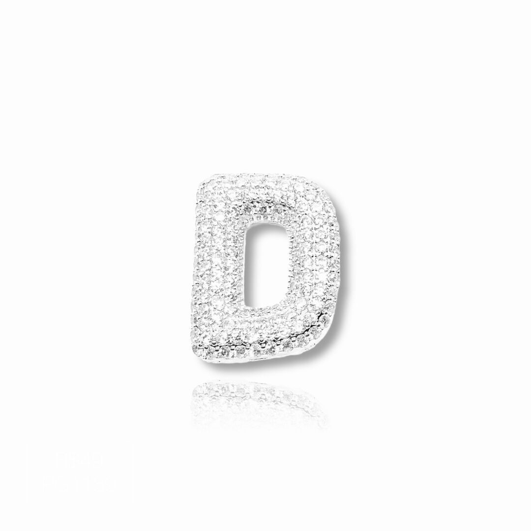 Pingente Letra D Inspiração Hailey Cravejada Cristal Prateada